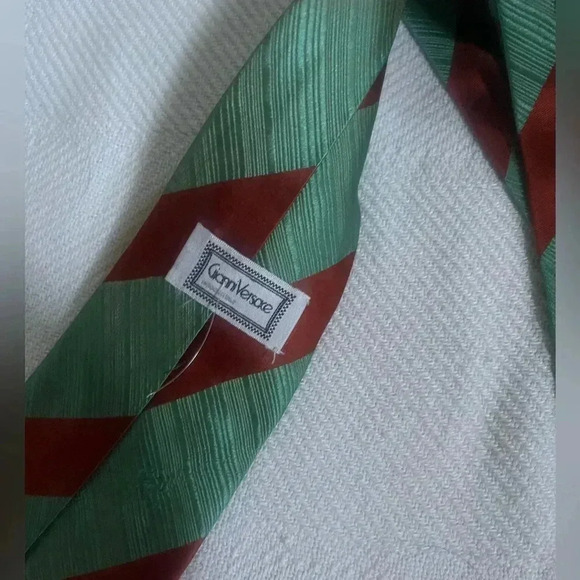 Versace Other - Gianni Versace NWOT VINTAGE silk tie, perfect condition very hard to find.